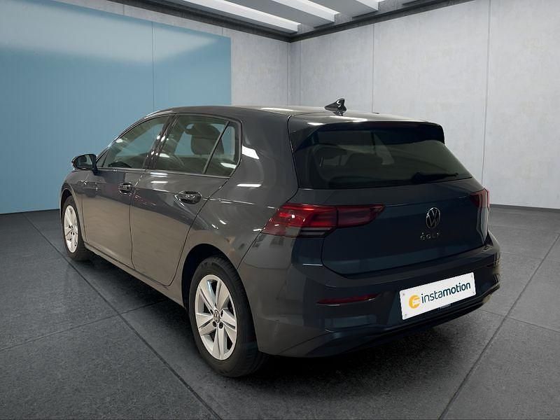 Gebraucht VW Golf VIII 116 PS (85 kW) 2023 Grau Kleinwagen