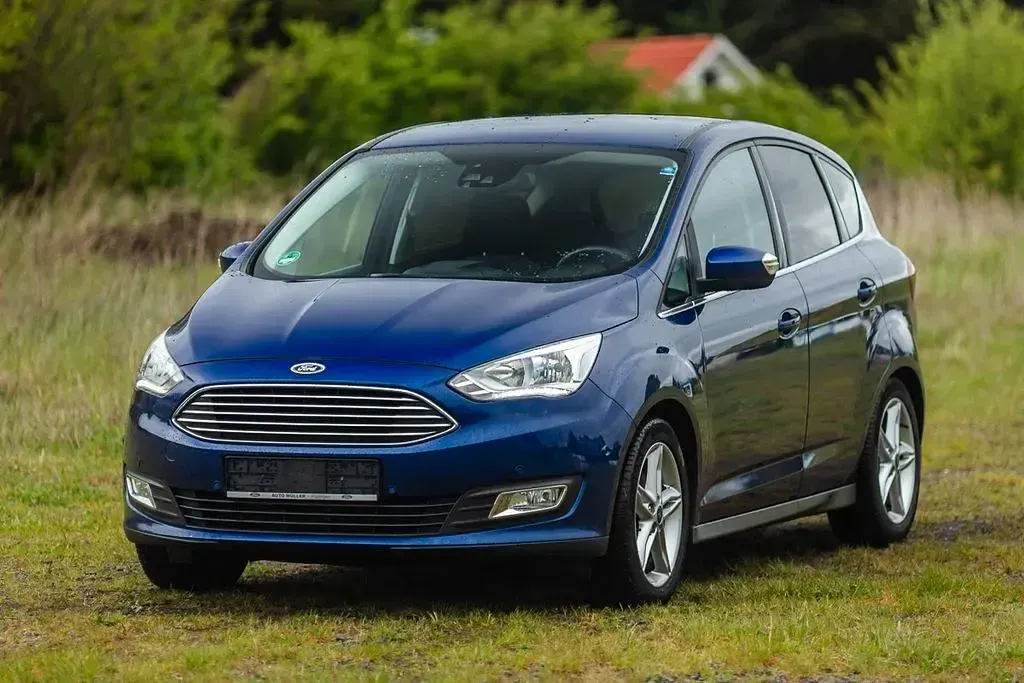 Używany Ford C-MAX Titanium 150 KM (110 kW) 2018 Niebieski Minivan