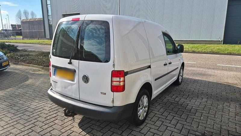 Gebraucht VW Caddy 102 PS (75 kW) 2015 Weiß Van / Kleinbus