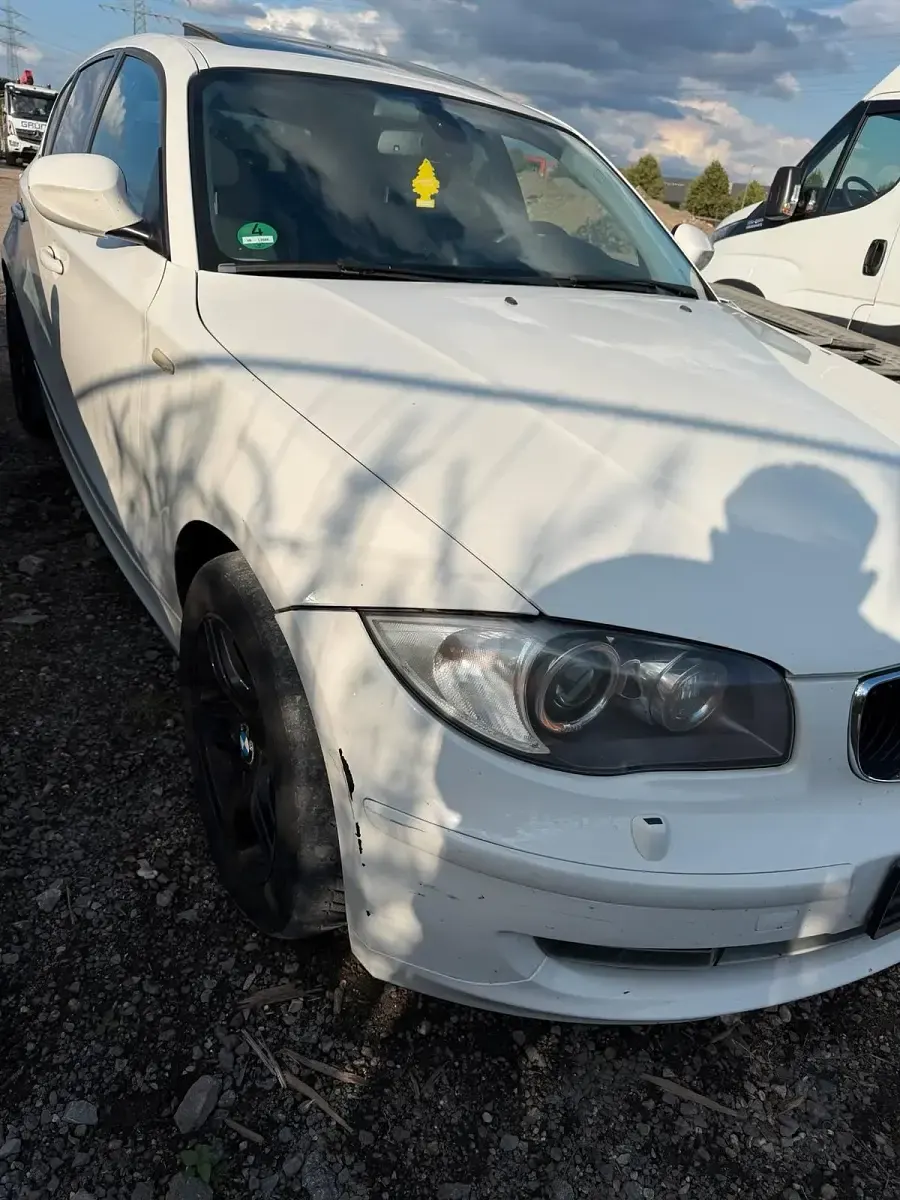 Gebraucht BMW 120 177 PS (130 kW) 2011 Weiß Kleinwagen
