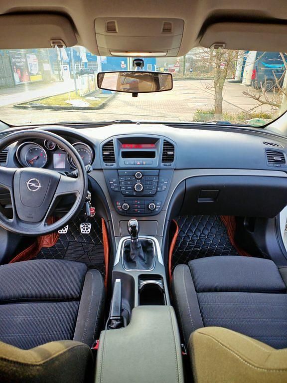 Gebraucht Opel Insignia 110 PS (80 kW) 2009 Weiß Kombi