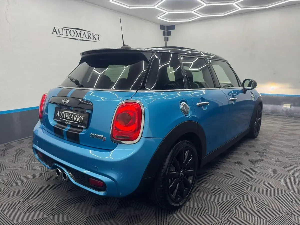 Używany Mini Cooper S 192 KM (141 kW) 2015 Niebieski Hatchback