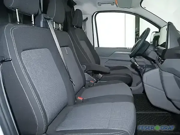 Neu VW T7 110 PS (80 kW) 2026 Clear white Van