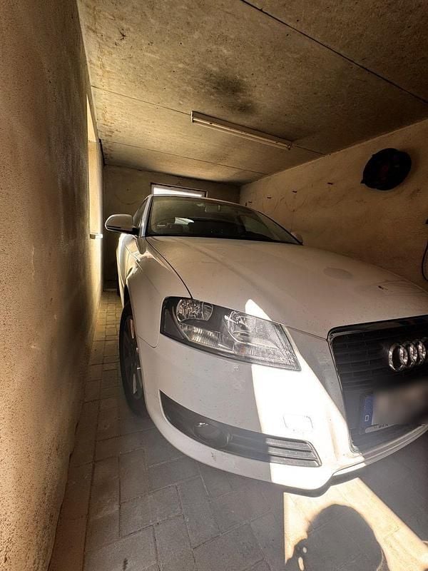 Schwarz Gebraucht 2009 Audi A3 Sportback Ambition Kombi | 6.200 € (Fairer Preis) - Bild 1/4