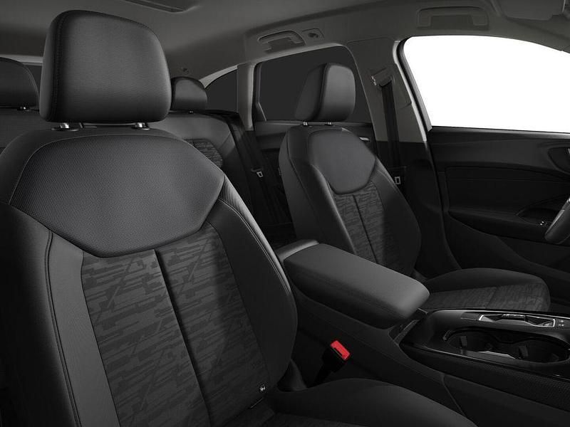 Gebraucht Audi A5 204 PS (150 kW) 2025 Mythosschwarz metallic Kombi