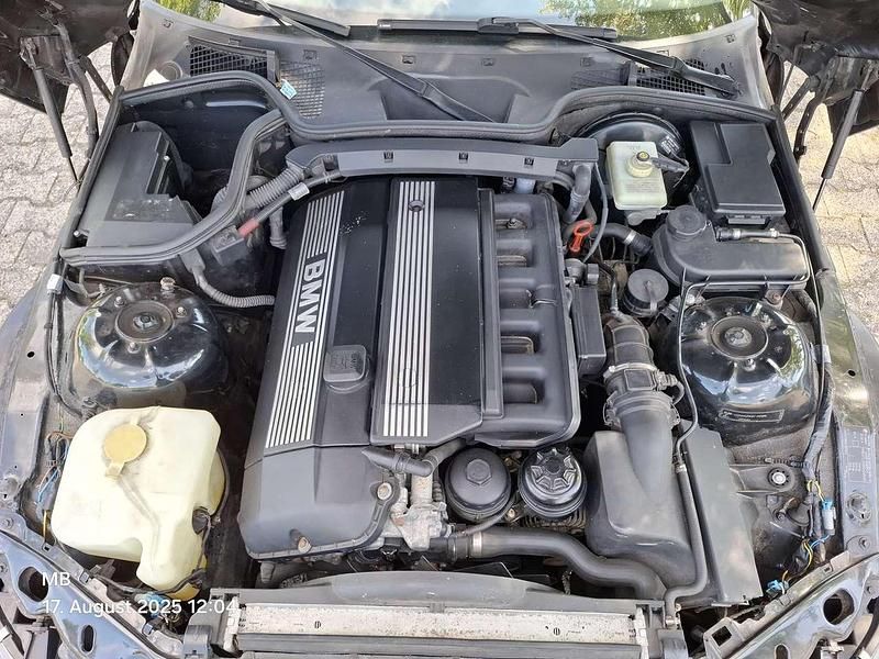 Gebraucht BMW Z3 150 PS (110 kW) 2000 Schwarz Cabrio