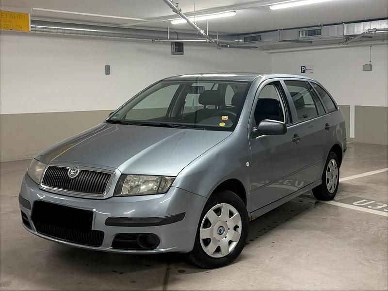 Gebraucht Skoda Fabia 60 PS (44 kW) 2005 Silber Kombi