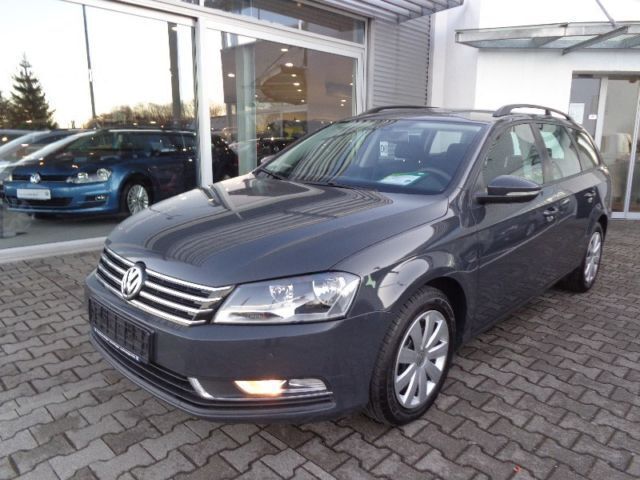 Gebraucht VW Passat 140 PS (102 kW) 2013 Grau Kombi