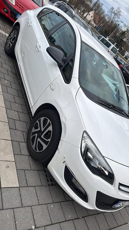 Second-hand Opel Astra 87 CP (63 kW) 2013 Alb Berlinǎ