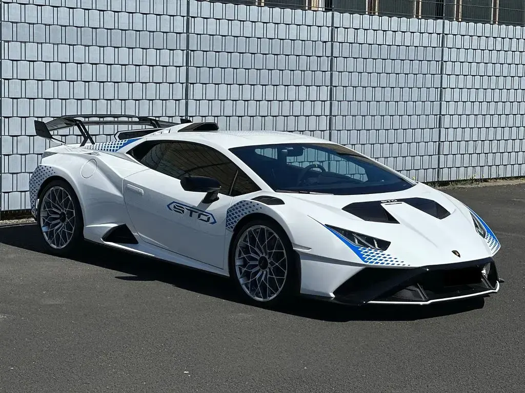 Second-hand Lamborghini Huracán 639 CP (469 kW) 2024 Alb