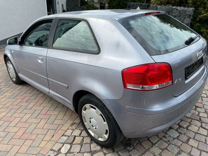 Gebraucht Audi A3 Ambiente 102 PS (75 kW) 2003 Silber Kleinwagen