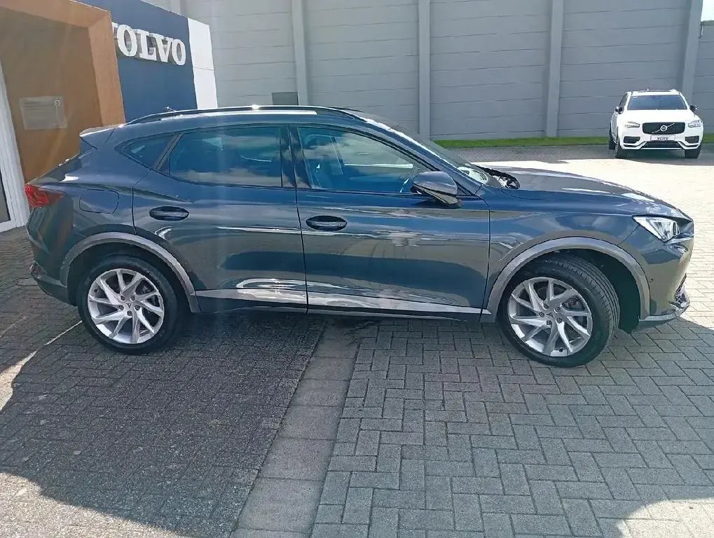 Używany Cupra Formentor Basis 150 KM (110 kW) 2022 Szary SUV