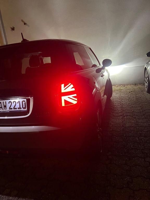 Używany Mini Cooper Chili 136 KM (100 kW) 2018 Szary Hatchback