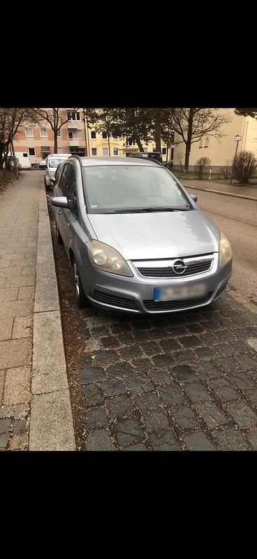 Gebraucht Opel Zafira 150 PS (110 kW) 2006 Silber Van / Kleinbus