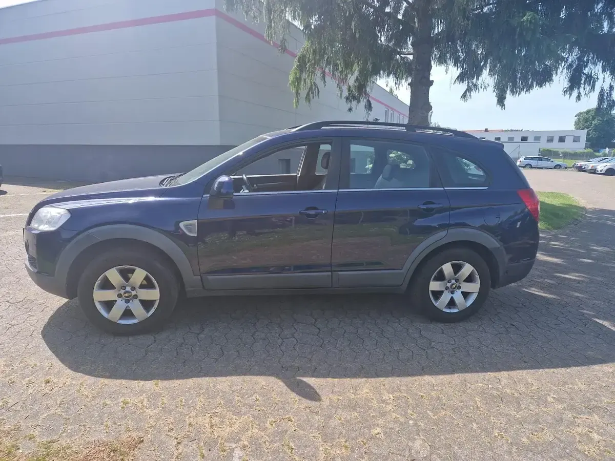Gebraucht Chevrolet Captiva 136 PS (100 kW) 2009 Blau SUV