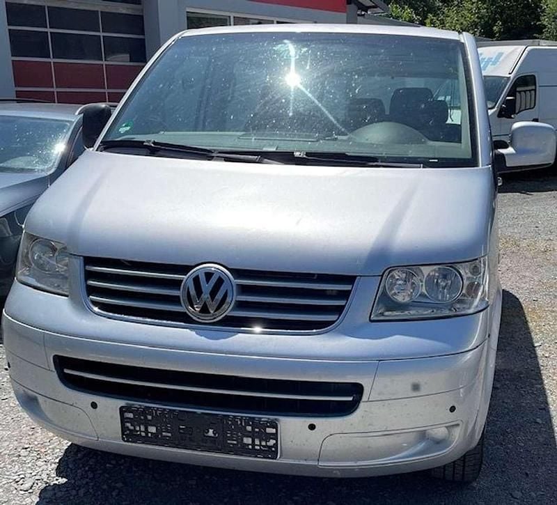 Gebraucht VW Multivan 131 PS (96 kW) 2006 Reflexsilber metallic Van