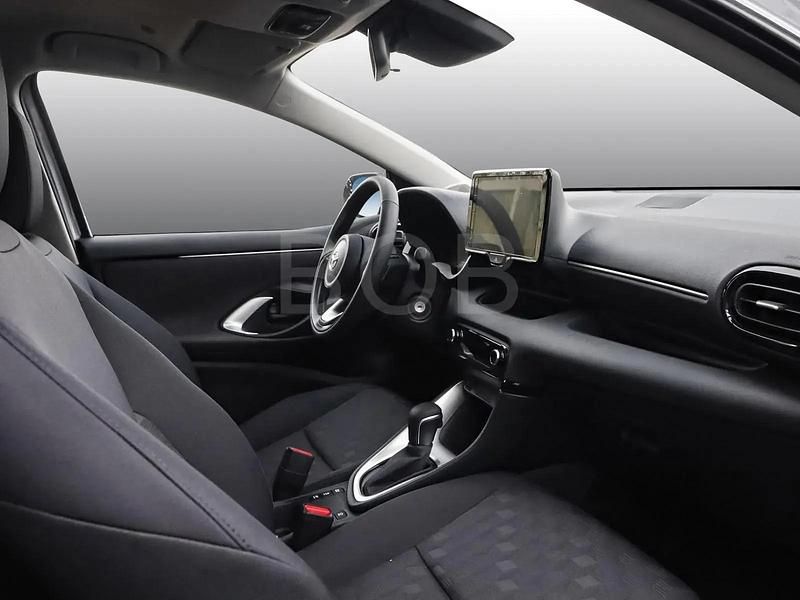 Gebraucht Mazda 2 Center-Line 116 PS (85 kW) 2024 Silber Limousine