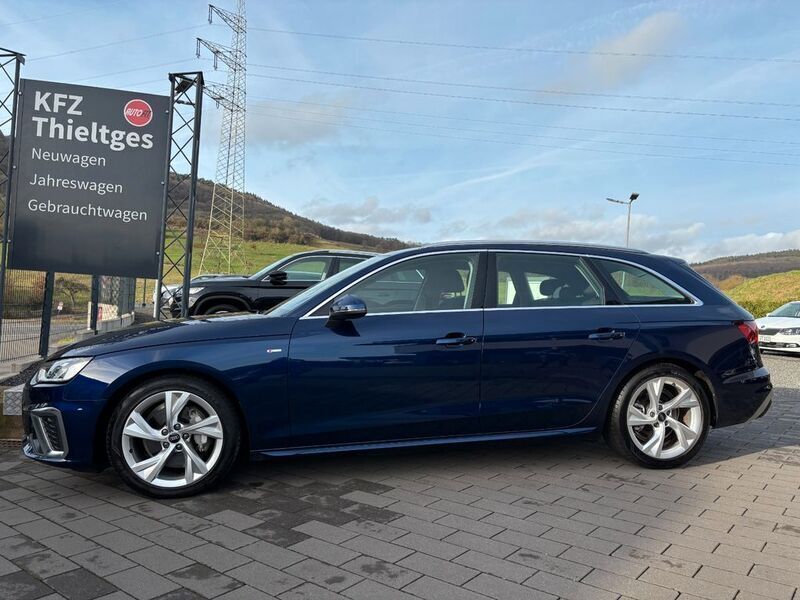 Blau Gebraucht 2024 Audi A4 S-Line Kombi | 33.900 € (Guter Preis) - Bild 1/4