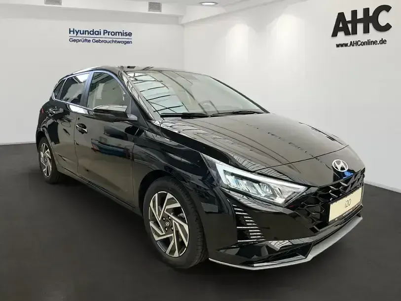Gebraucht Hyundai i20 Trend 90 PS (66 kW) 2026 Schwarz phantom black Kleinwagen
