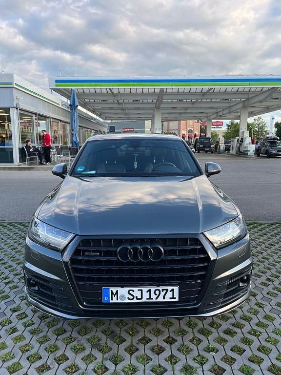 Gebraucht Audi Q7 Ambiente 286 PS (210 kW) 2018 Grau SUV