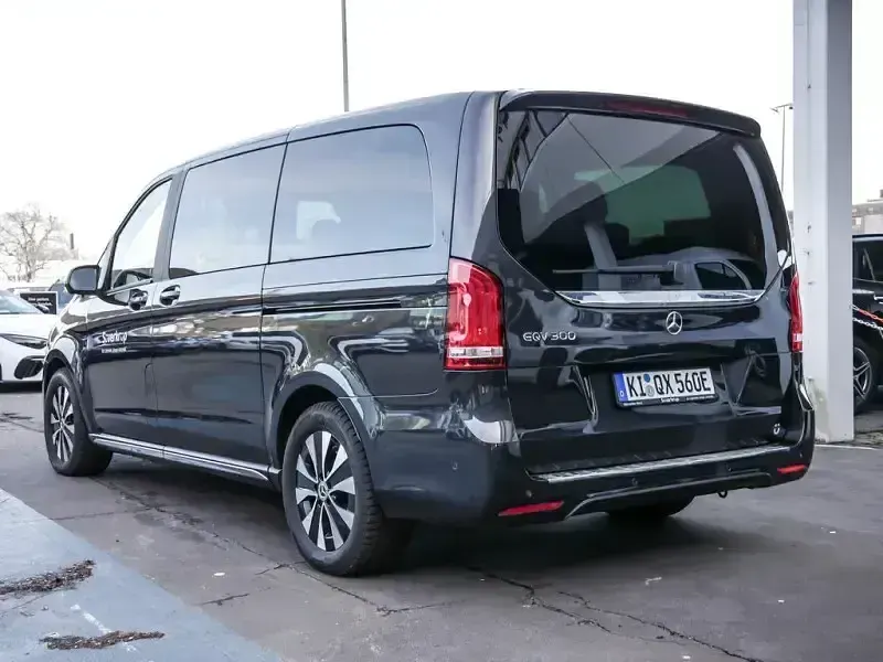 Gebraucht Mercedes EQV300 150 kW (204 PS) 2023 Andere farbe Van / Kleinbus