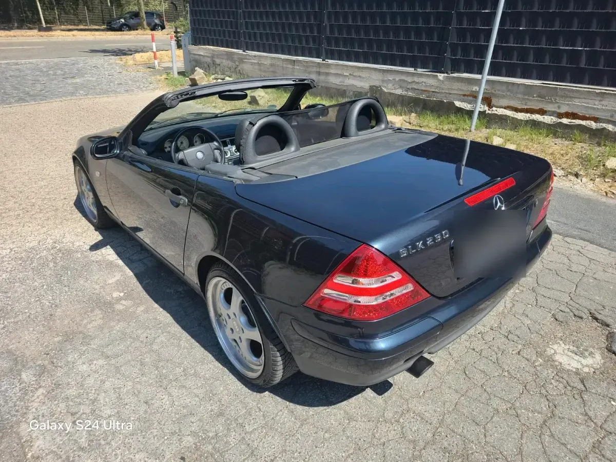 Gebraucht Mercedes SLK230 197 PS (144 kW) 1998 Schwarz Cabrio