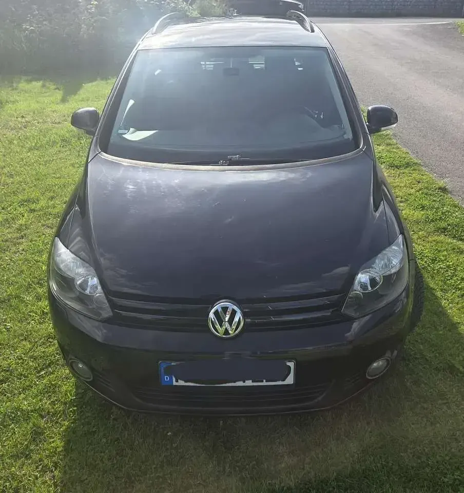 Gebraucht VW Golf VII Match 105 PS (77 kW) 2012 Schwarz Kleinwagen