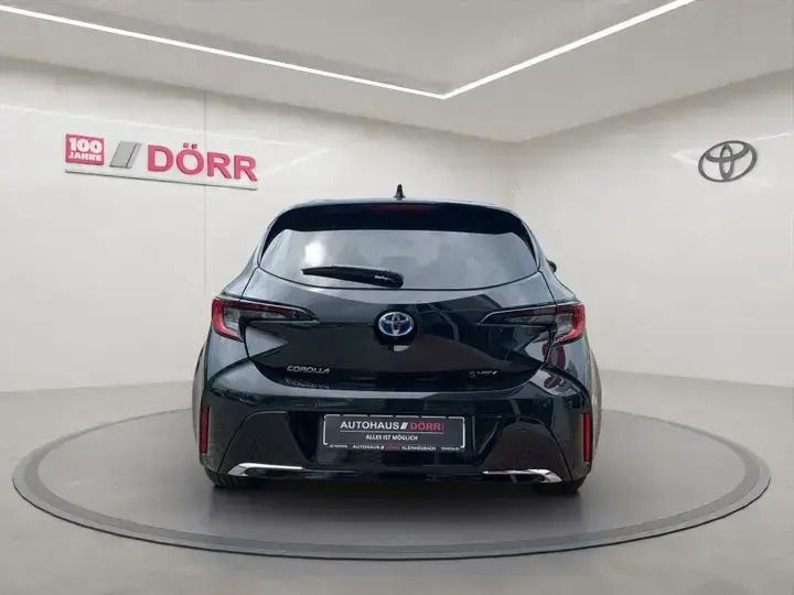 Neu Toyota Corolla Lounge 178 PS (130 kW) 2025 Schwarz metallic Limousine