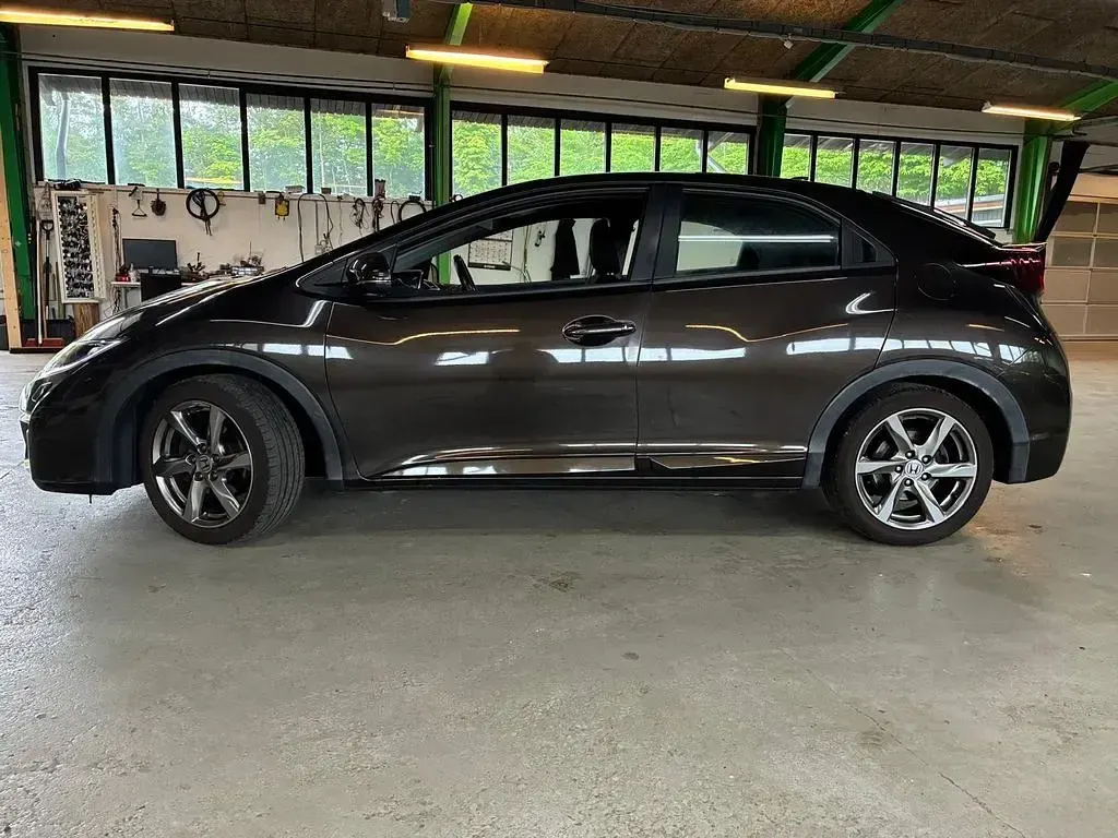 Gebraucht Honda Civic Comfort 99 PS (72 kW) 2016 Braun Limousine