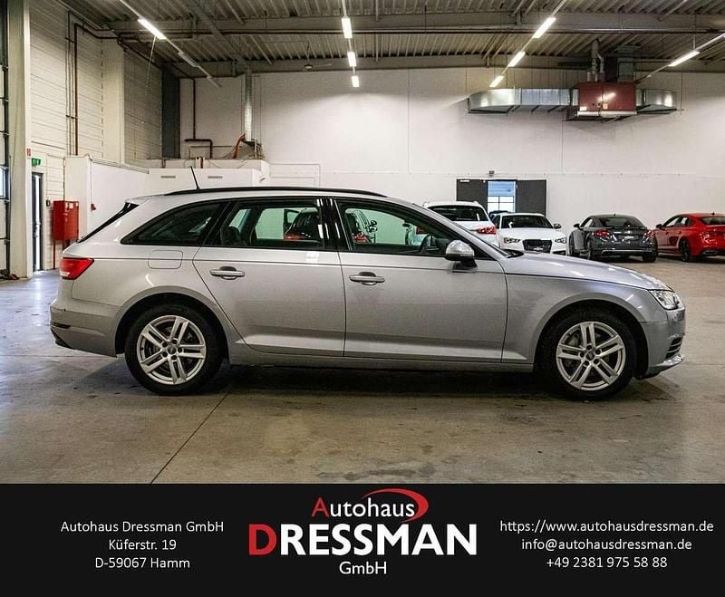 Gebraucht Audi A4 Basis 190 PS (139 kW) 2017 Florettsilber metallic Kombi