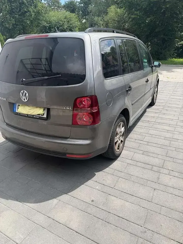 Gebraucht VW Touran Trendline 102 PS (75 kW) 2009 Van / Kleinbus