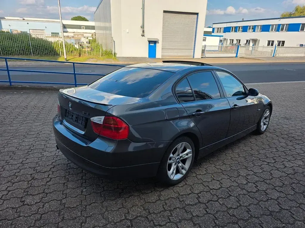 Gebraucht BMW 318 129 PS (94 kW) 2006 Limousine