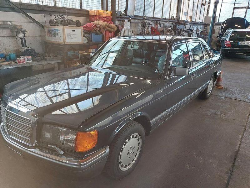 Schwarz Gebraucht 1991 Mercedes 500 Limousine | 24.950 € - Bild 1/4