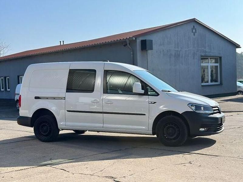 Gebraucht VW Caddy Maxi 122 PS (89 kW) 2021 Weiß Van / Kleinbus