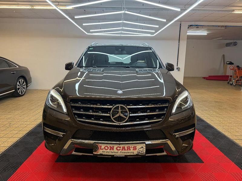Gebraucht Mercedes ML350 258 PS (189 kW) 2015 Braun SUV