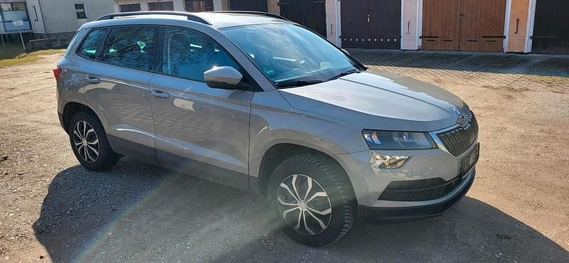 Gebraucht Skoda Karoq 150 PS (110 kW) 2020 Grau SUV