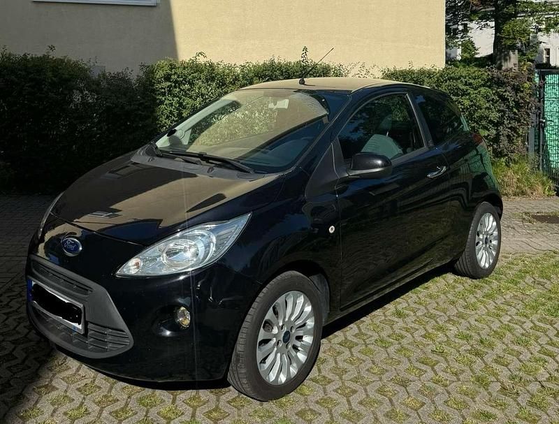 Schwarz Gebraucht 2013 Ford Ka Kleinwagen | 6.600 € - Bild 1/4