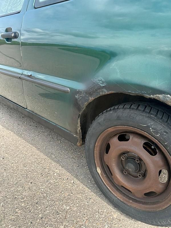 Gebraucht VW Polo 50 PS (36 kW) 1999 Grün Kleinwagen