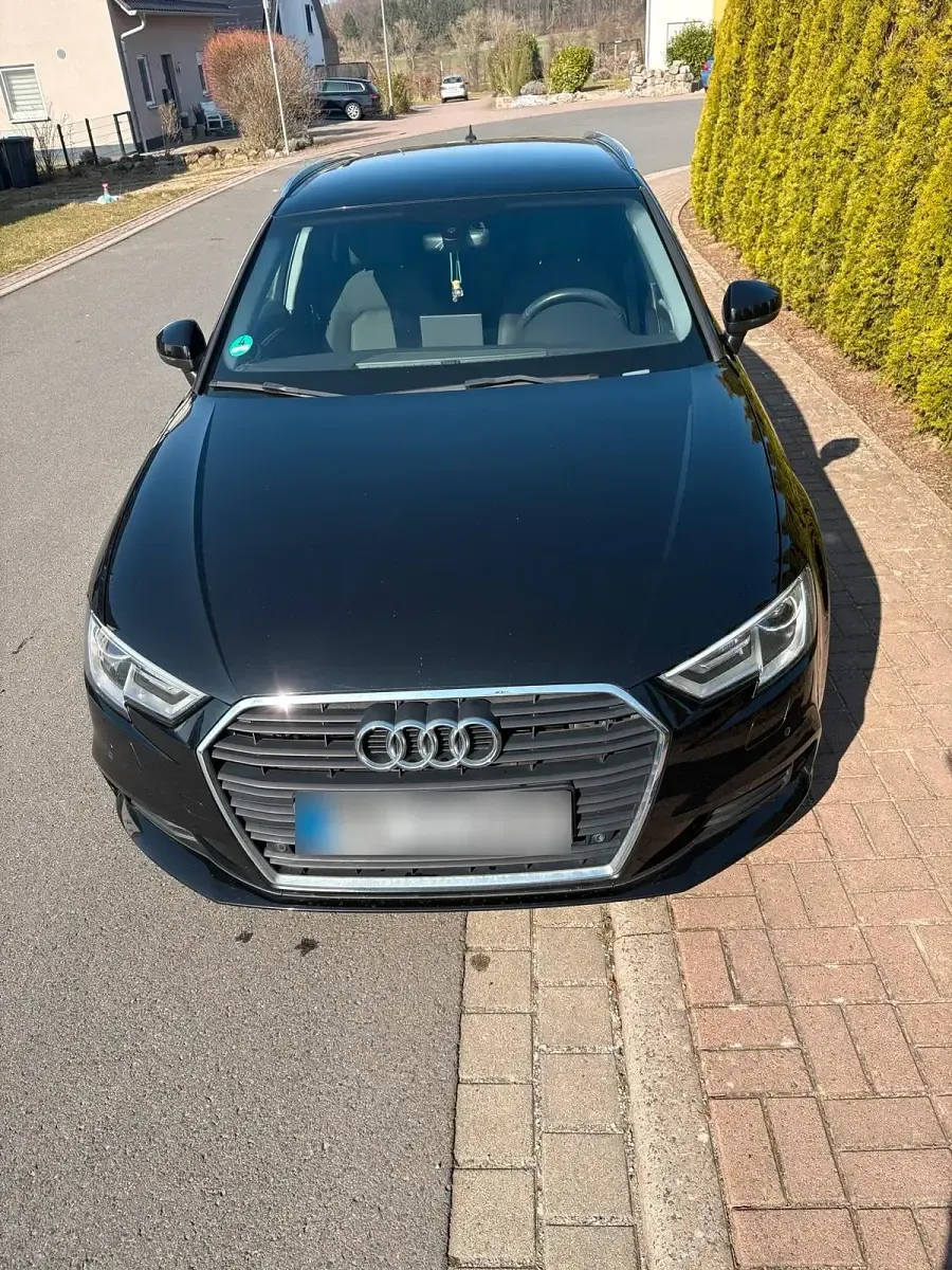 Gebraucht Audi A3 150 PS (110 kW) 2018 Schwarz Limousine