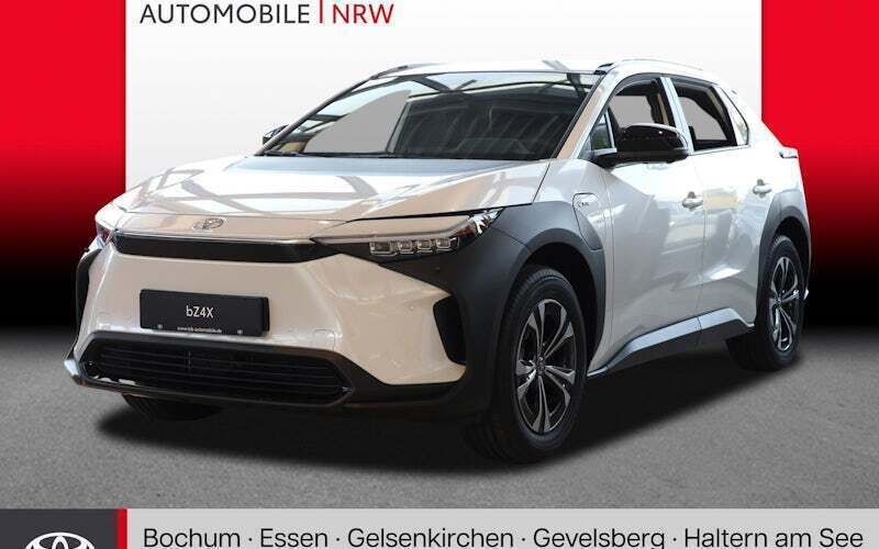 Weiß Neu 2025 Toyota bZ4X SUV | 47.689 € - Bild 1/4