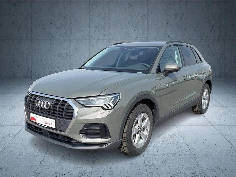 Gebraucht Audi Q3 Sport 150 PS (110 kW) 2024 Chronosgrau metallic SUV