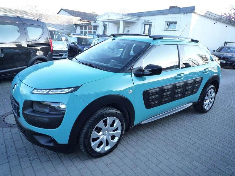 Gebraucht Citroën C4 Cactus Feel 82 PS (60 kW) 2016 Blau Kleinwagen
