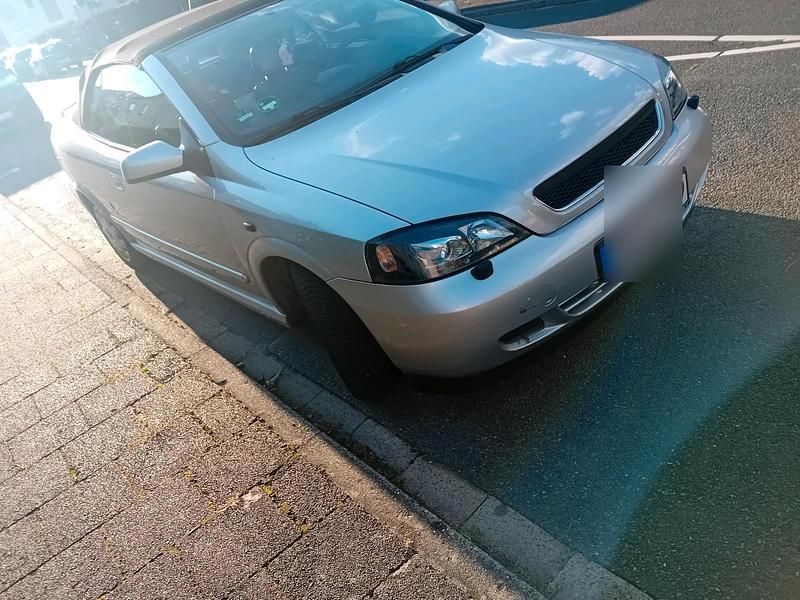 Silber Gebraucht 2002 Opel Astra Cabriolet Cabrio | 1.000 € - Bild 1/4