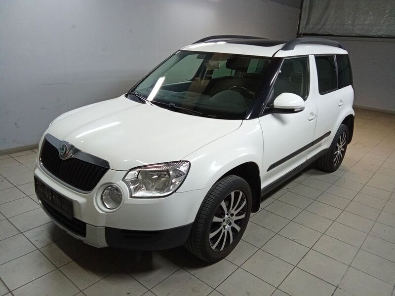 Weiß Gebraucht 2011 Skoda Yeti Experience SUV | 5.900 € (Superpreis) - Bild 1/4