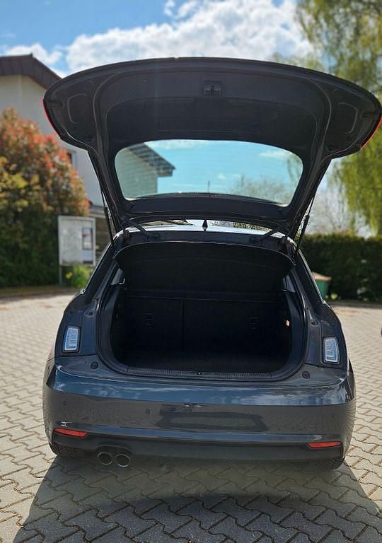 Gebraucht Audi A1 Sportback 125 PS (91 kW) 2014 Grau Kleinwagen