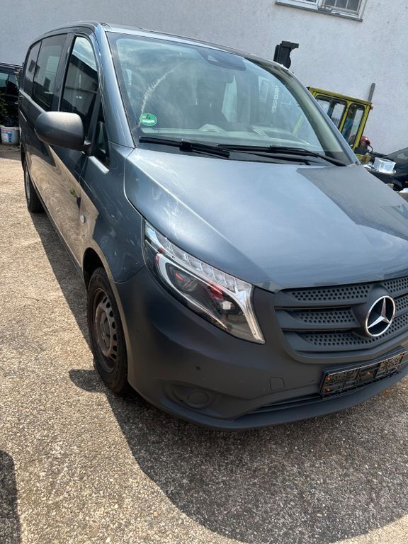 Gebraucht Mercedes Vito 163 PS (119 kW) 2018 Grau Van