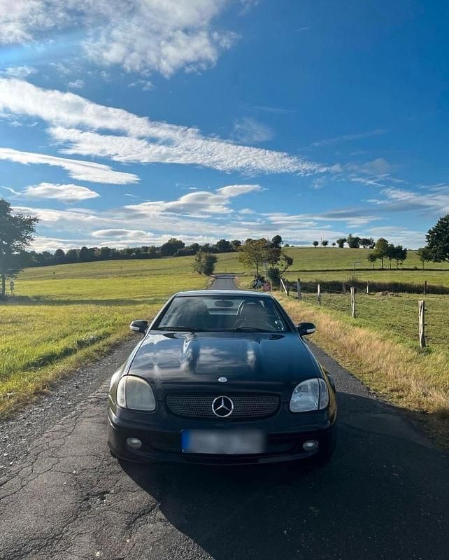 Gebraucht Mercedes SLK200 163 PS (119 kW) 2000 Schwarz Cabrio