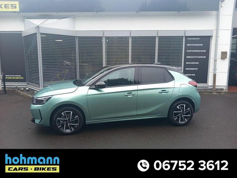 Grün Neu 2025 Opel Corsa Limousine | 19.990 € (Fairer Preis) - Bild 1/4