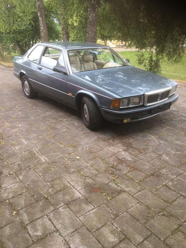 Grau Gebraucht 1989 Maserati 228 Coupé | 10.900 € - Bild 1/4