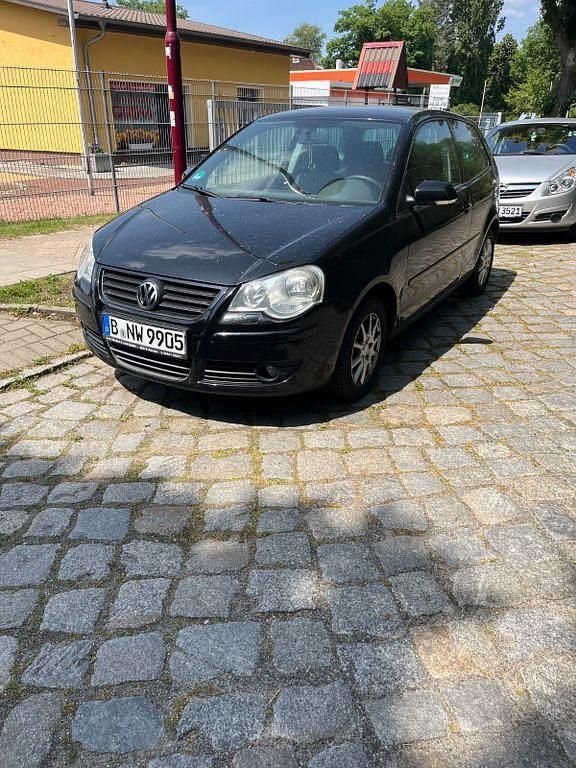Schwarz Gebraucht 2009 VW Polo Trendline Limousine | 1.456 € (Superpreis) - Bild 1/1